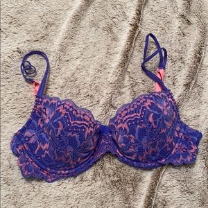 Victoria’s Secret PINK 34B Lightly Lined DEMI